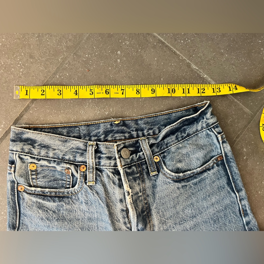 Levi’s wedgie straight leg jeans - Picture 2 of 12